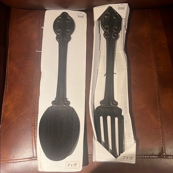 Elegant Black Wall Fork and Spoon Set - Picture 1 of 1